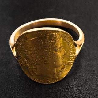 Bague sertie