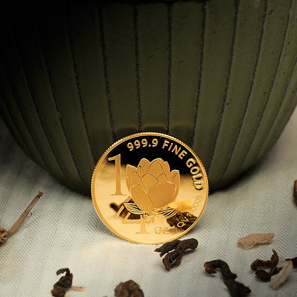 Vera Valor Elizabeth II - quarter ounce legal tender coin in pure gold